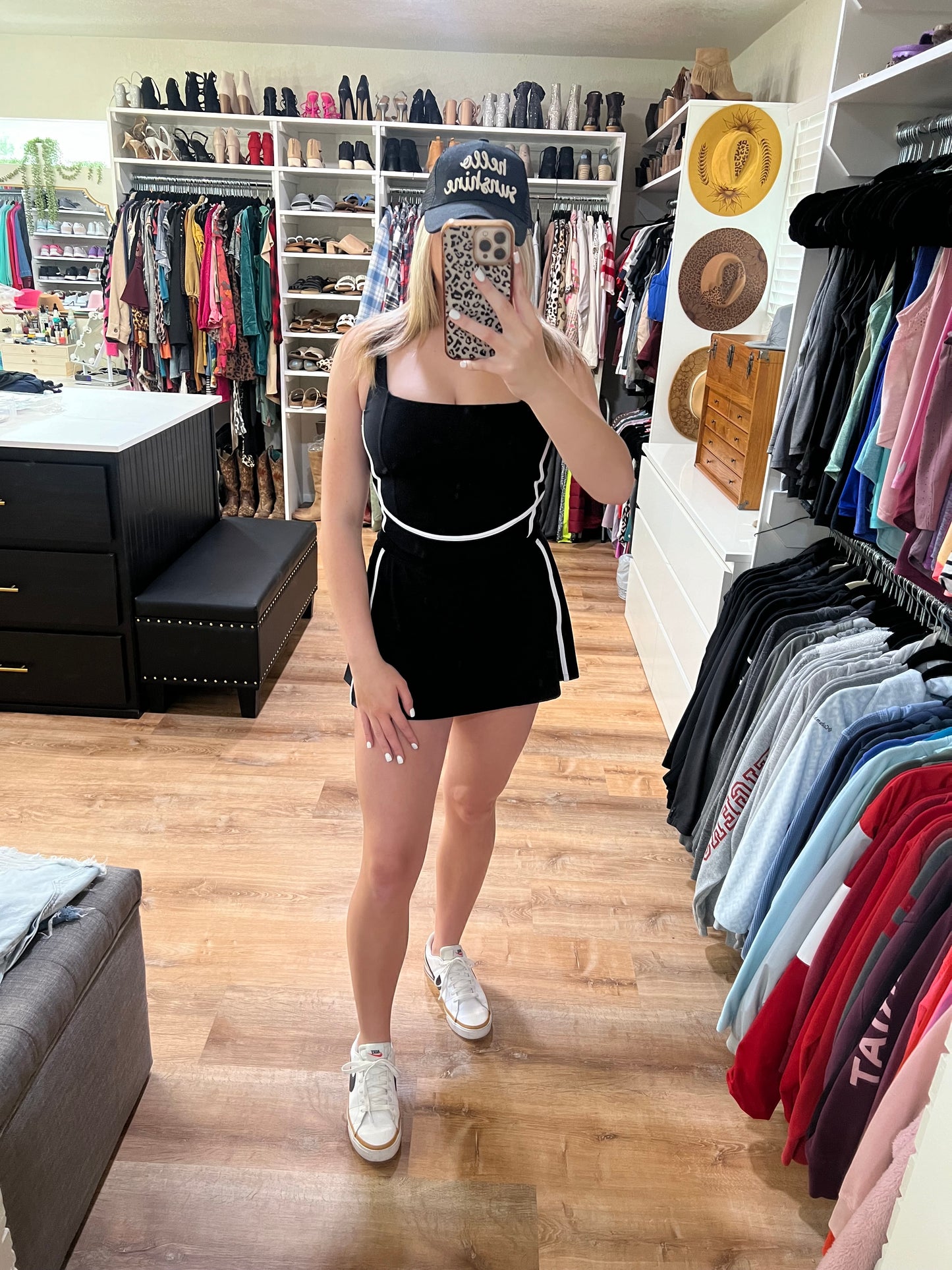 Black & White Top
